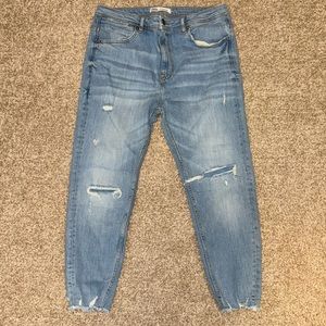 Zara Women’s Jeans +2 free gifts(USED)